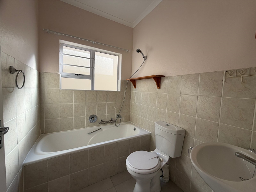 2 Bedroom Property for Sale in Anchorage Park Western Cape